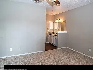 Huntington Cove Townhomes - Photo 5 of 53